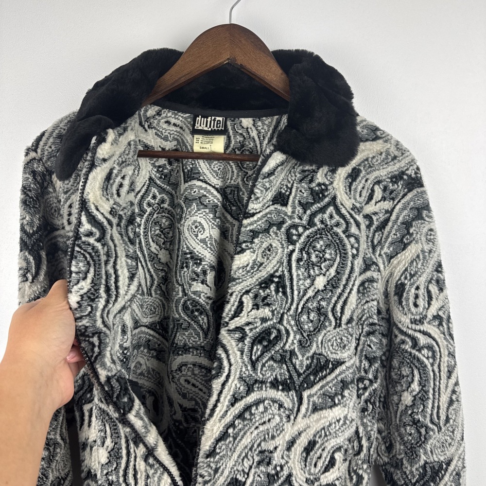 Vintage Duffel Outdoor Jacket Womens Small Black White Paisley Faux Fur Fleece - Picture 5 of 10